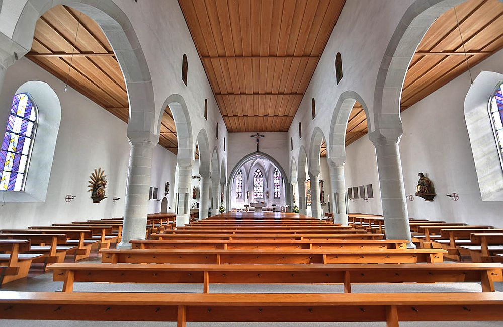 Kirche St. Peter & Paul Kirche St. Peter & Paul